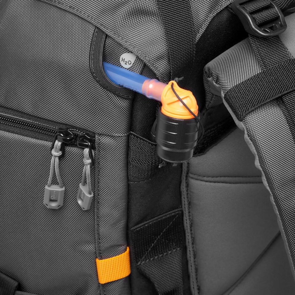 Mochila Fotográfica Lowepro Pro Trekker BP 550 AW II Gris 10