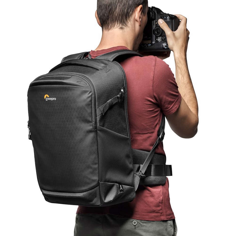Mochila Fotográfica Lowepro Flipside Backpack 400 AW III Negra 2