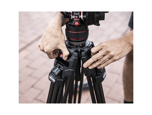 Sistema de Trípode Manfrotto 645 FAST de Aluminio con Cabezal Fluido Nitrotech 612 y Bolso