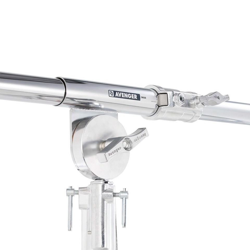 Brazo Jirafa Avenger D650 con Contrapeso - Cromado 3