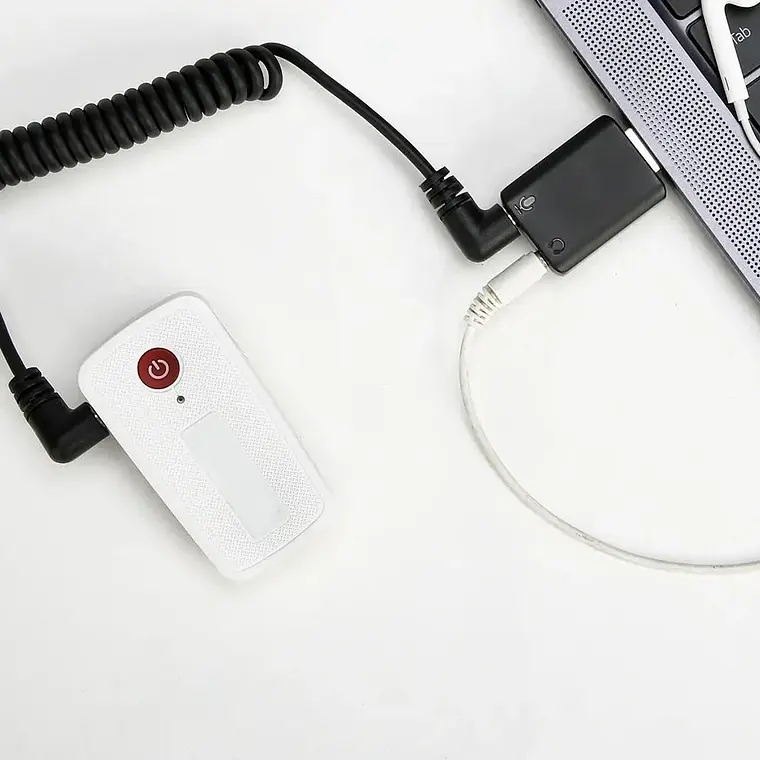 Adaptador de Audio Boya BY-EA2 USB a 3,5 mm con Salida para Audífono y Micrófono 8