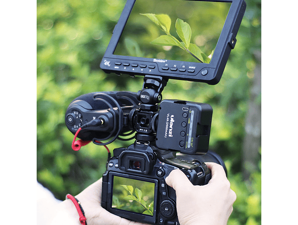 Adaptador Triple Ulanzi PT-12 con Zapata Fría