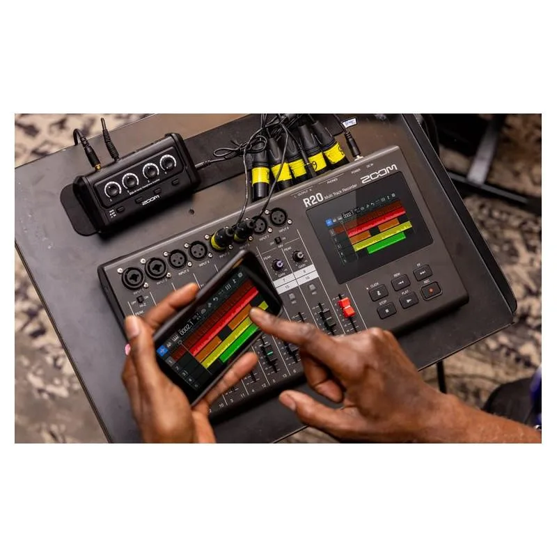 Grabadora Multipistas Zoom R20 con Pantalla Táctil 2