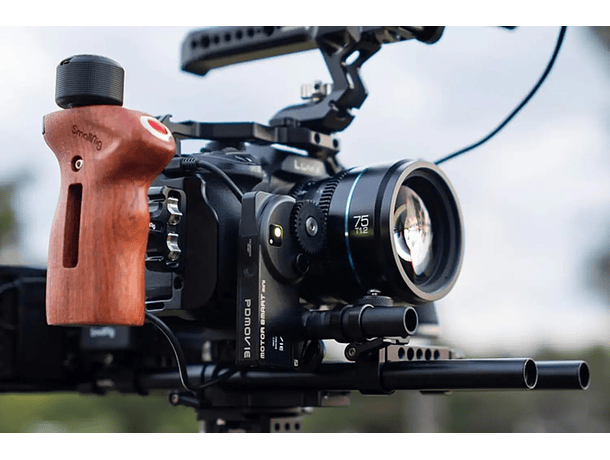 Lente Cine Sirui Night Walker 75 mm T1.2 S35 (Sony E)