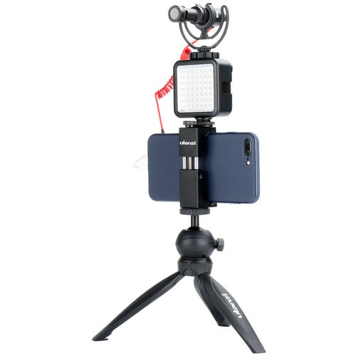 Panel de Luz LED Ulanzi VL49 con Soporte de Accesorios 2