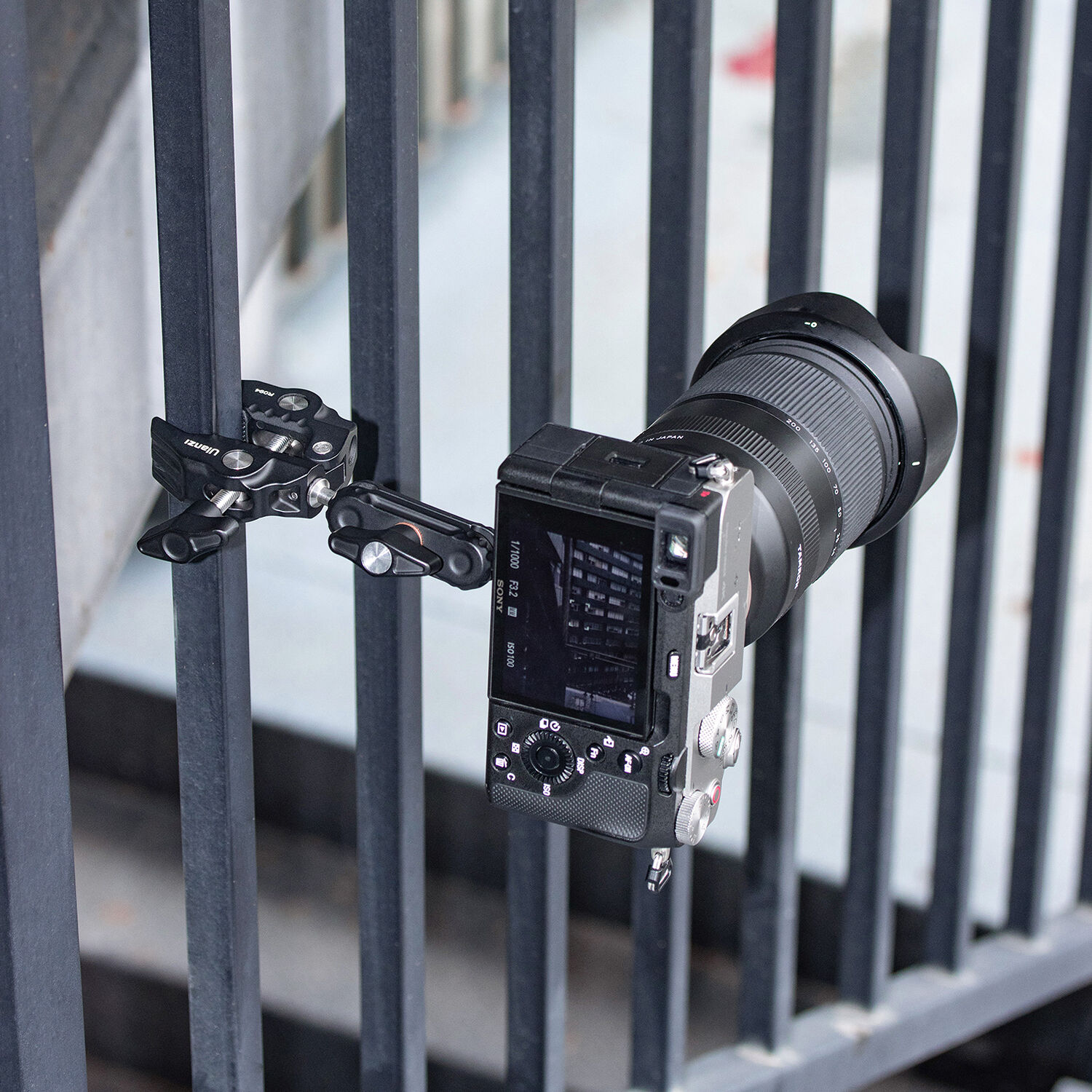 Super Clamp Ulanzi R094 con Brazo de Rótula 7