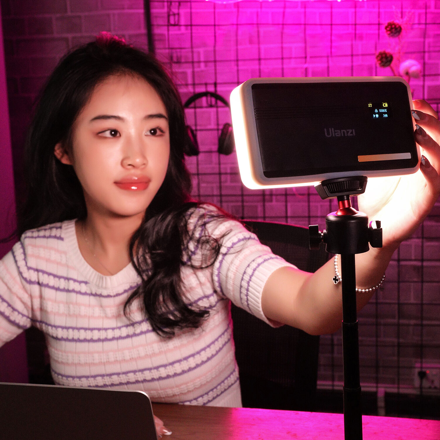 Panel Luz LED Ulanzi VL200 Bicolor Recargable 10