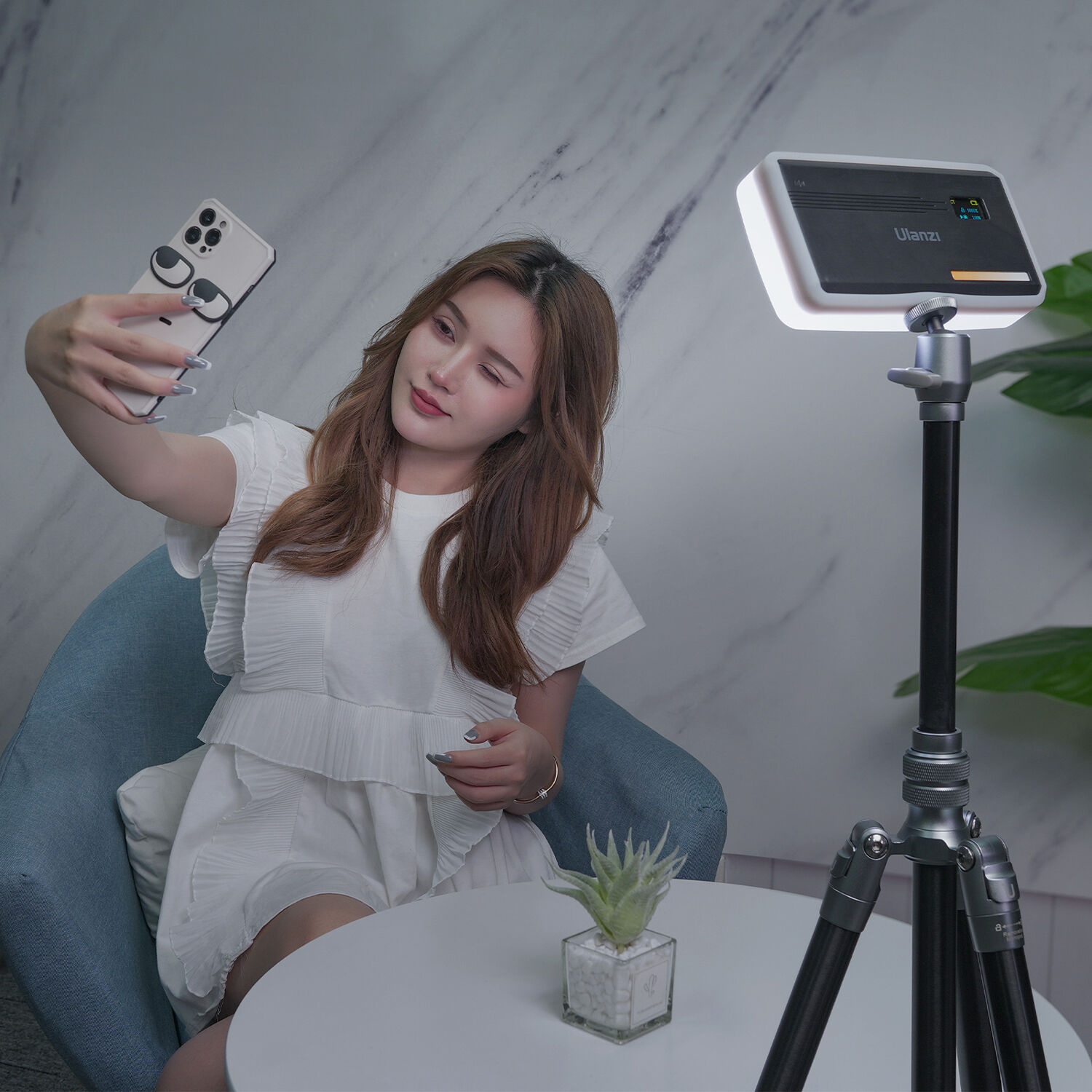 Panel Luz LED Ulanzi VL200 Bicolor Recargable 11