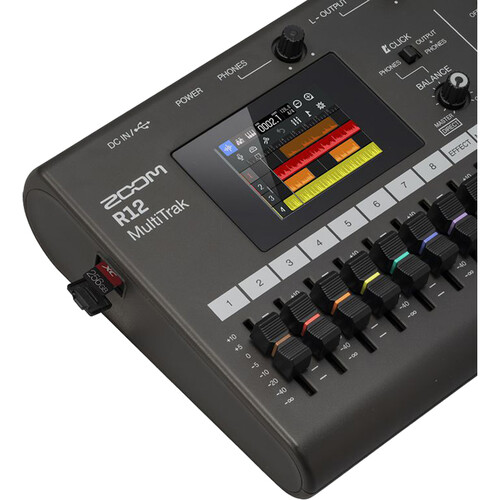 Grabadora Portátil Zoom R12 MultiTrak y Controlador 7