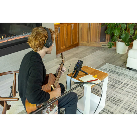 Grabadora Zoom R4 MultiTrak de 32-Bits Flotantes