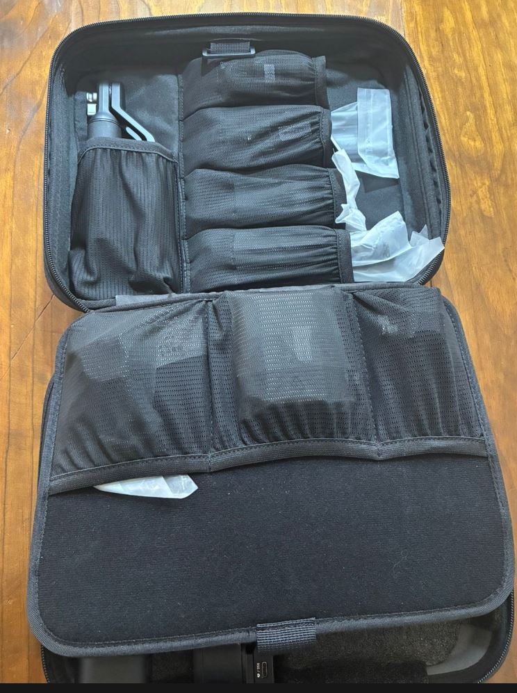 Gimbal DJI RS 4 Pro Combo (Open box) 4