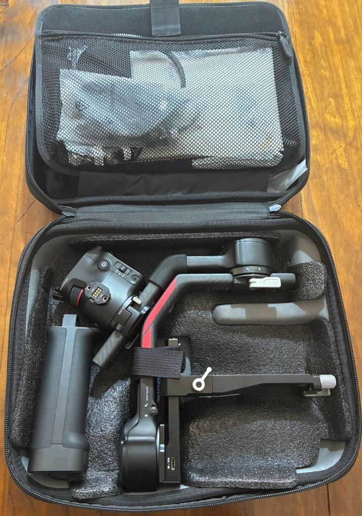 Gimbal DJI RS 4 Pro Combo (Open box) 3