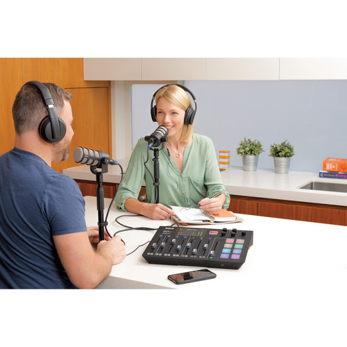 Micrófono Dinámico Rode PodMic para Podcast 11