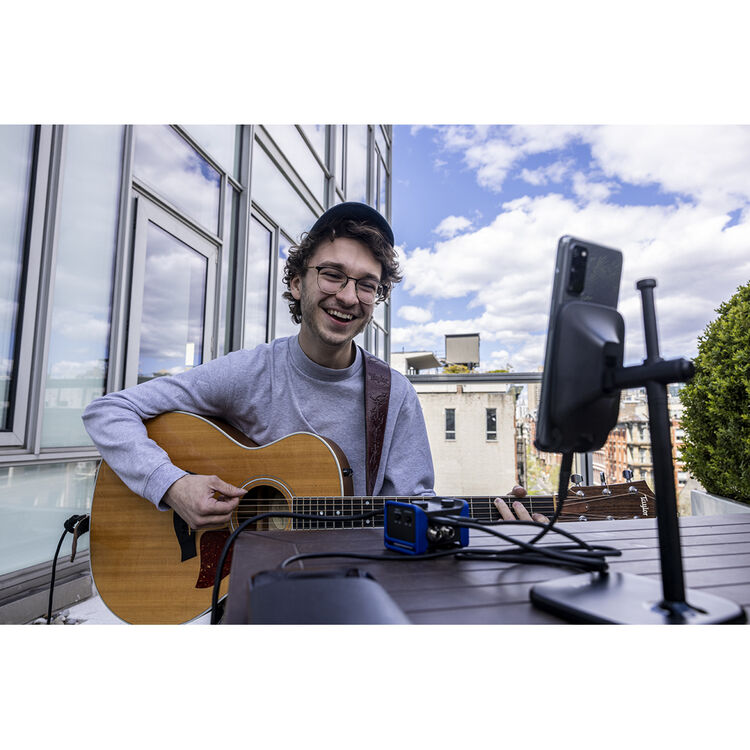 Interfaz de Audio Zoom AMS-22 - USB-C 12