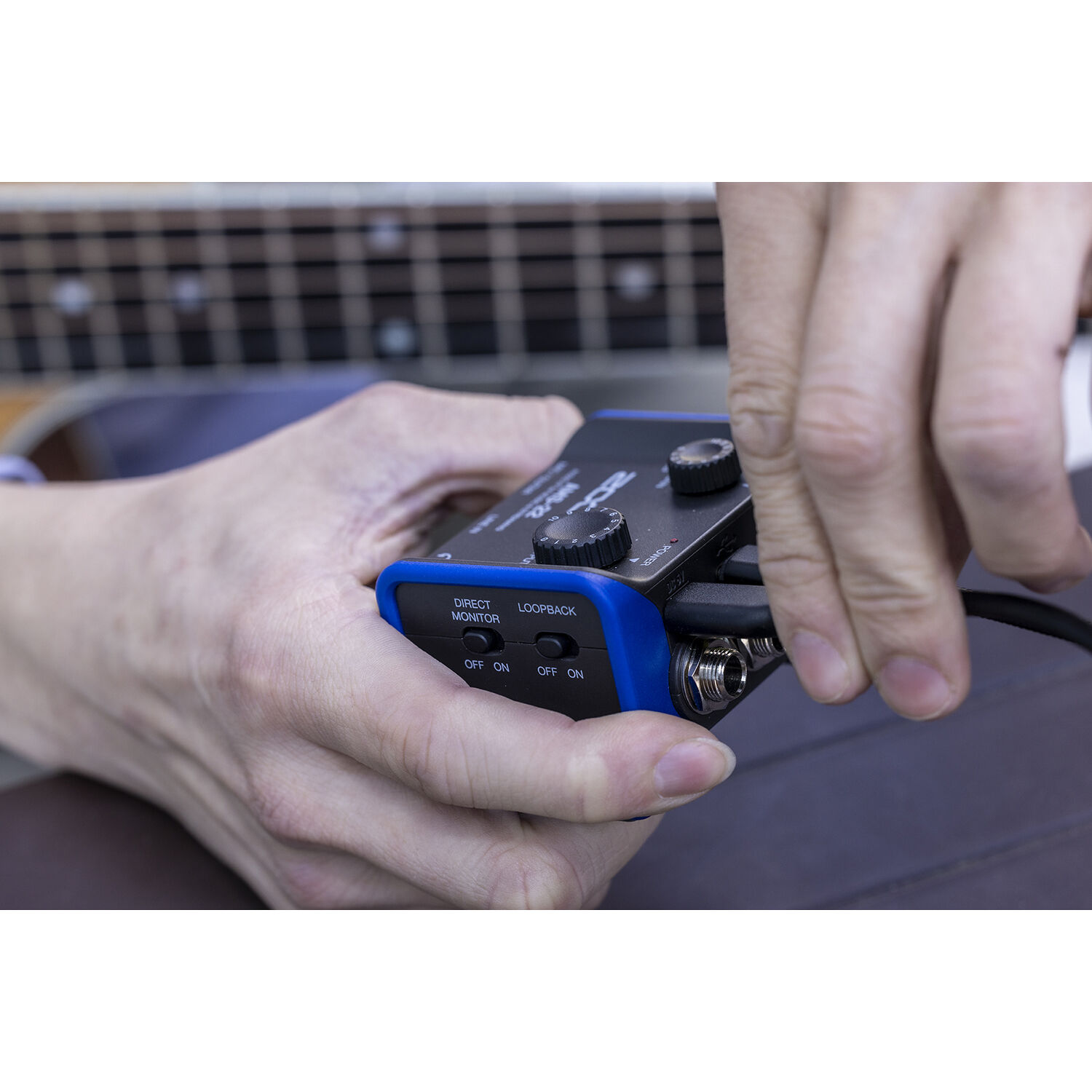 Interfaz de Audio Zoom AMS-22 - USB-C 11