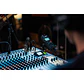 Grabadora Portátil Tascam DR-40X de 4 Pistas con Micrófonos Ajustables X/Y y Conexión USB - Miniatura 6