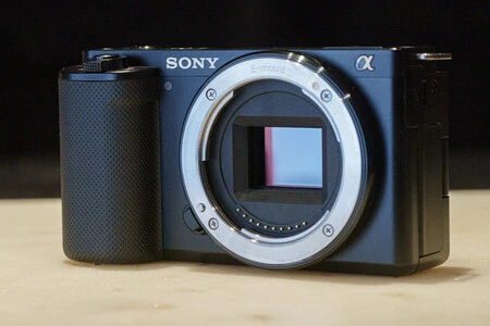 Cámara Sony ZV-E10 Body en uso