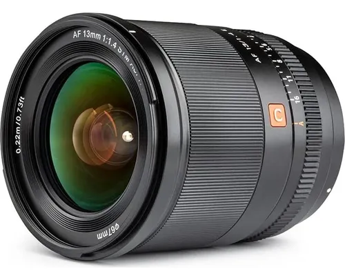 Detalle del Lente Viltrox AF 13mm