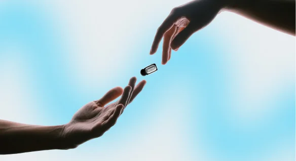 Sistema de Micrófono Inalámbrico Doble Boya BOYAMINI 2-01 para 2 Personas con Conectores Lightning y USB-C (Lunar Silver) 4