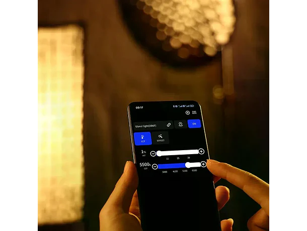 LED RGB con Adaptador de Corriente Ulanzi VL-120C P003