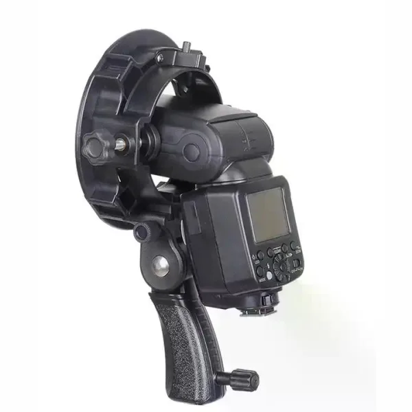 Montura para hasta 5 Flash en Trípode con Montura Bowens Triopo TR-05 4