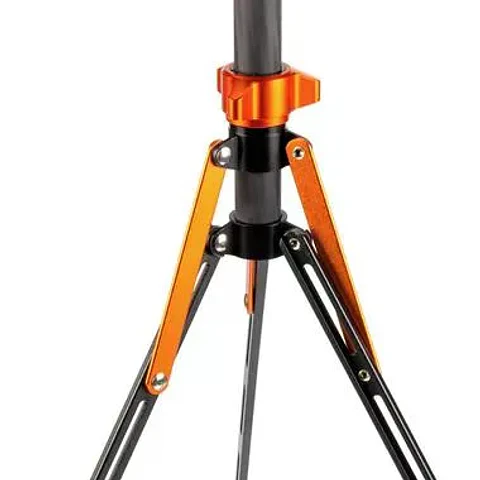 Trípode de Iluminación Ultra Liviano de Fibra de Carbono Triopo LS-255