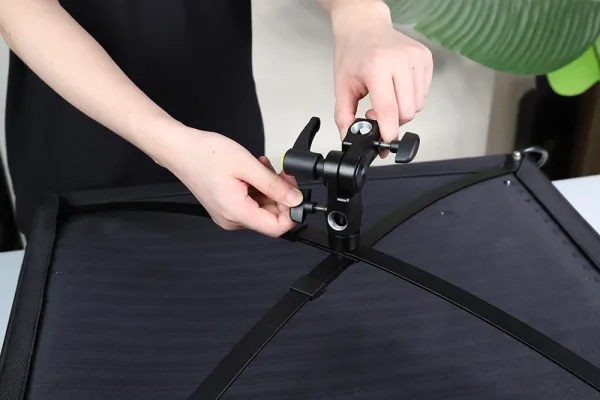 Luz LED Plegable Bicolor 150 W 60×60 cm con Adaptador V-Mount Triopo Fold2 Lamp PRO E 8