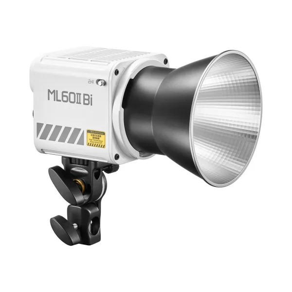 Luz LED Bicolor 70 W con Empuñadura y Battery Grip AK-B01 Godox ML60II BI Kit1 7