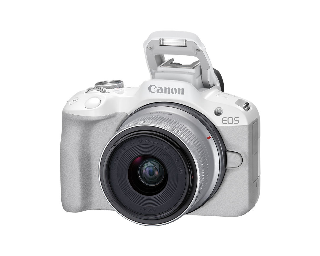 Cámara Canon EOS R50 con Lente RF-S 18-45mm IS STM - Blanca 5