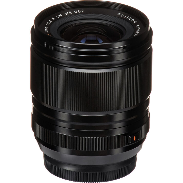 Lente FUJIFILM XF 18mm f/1.4 R LM WR 5