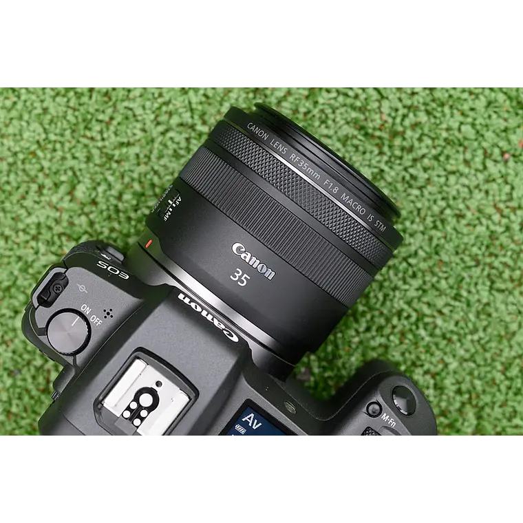Lente Macro Canon RF 35mm f/1.8 IS STM 2