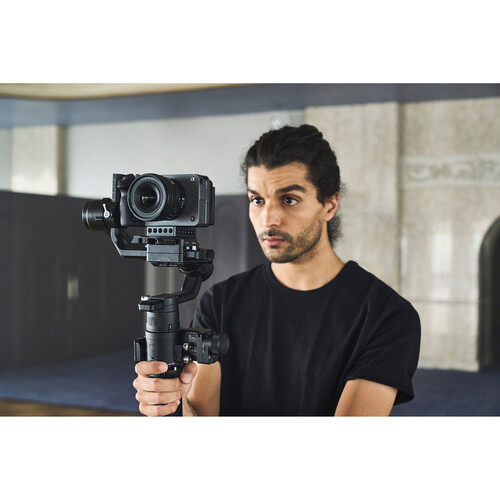 Cámara Cinema Line Compacta Sony FX30 Body con XLR Handle Unit 2