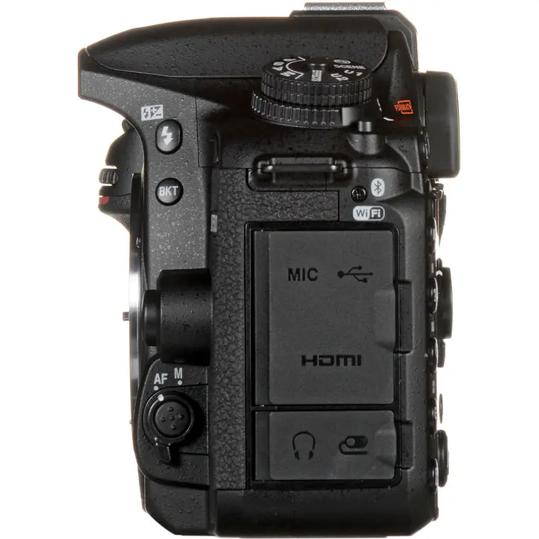 Kit Cámara Nikon D7500 con Lente 18-140 f/3.5-5.6G ED VR (IMPORTADO) 7