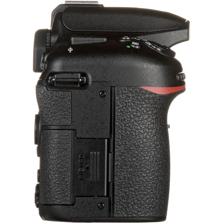 Kit Cámara Nikon D7500 con Lente 18-140 f/3.5-5.6G ED VR (IMPORTADO) 8