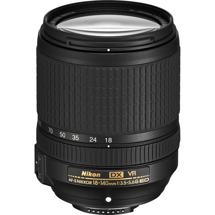 Kit Cámara Nikon D7500 con Lente 18-140 f/3.5-5.6G ED VR (IMPORTADO) 12