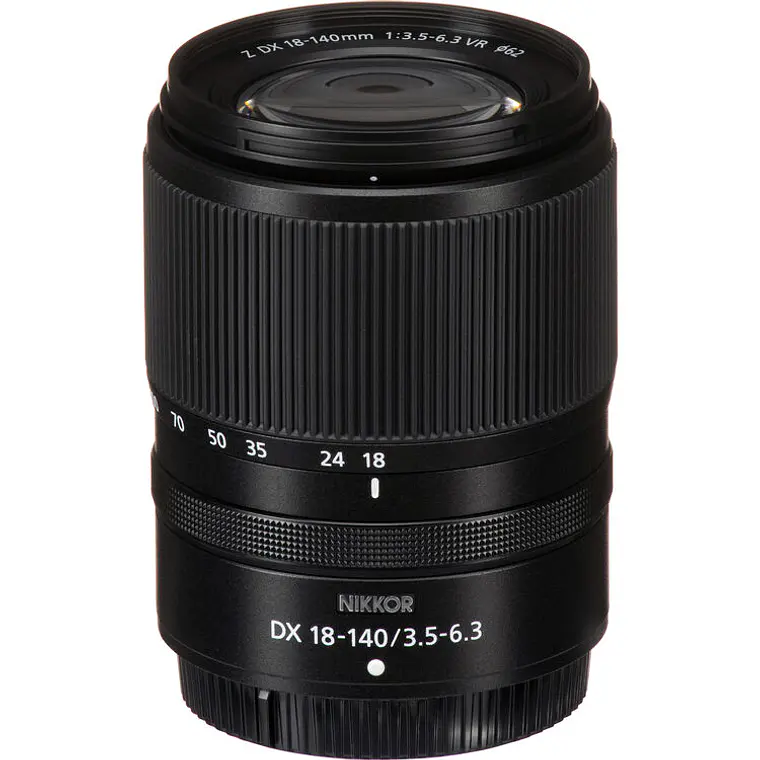 Kit Cámara Nikon Z30 con Lente Nikon 18-140mm f/3.5-6.3 VR (IMPORTADO) 8