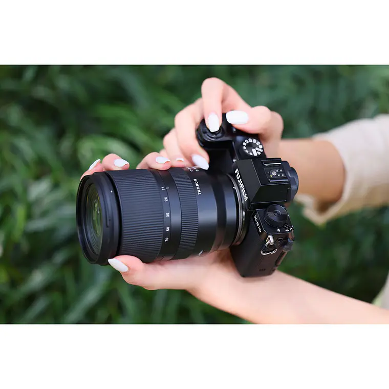 Lente Tamron 17-70 mm f/2.8 Di III-A VC RXD para Fujifilm X (IMPORTADO) 2
