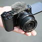 Cámara Mirrorless Sony ZV-E10 Body - Negro (IMPORTADO) - Miniatura 2
