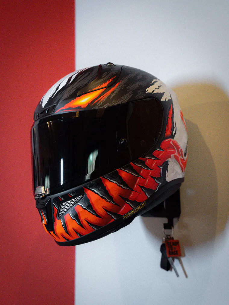 Suporte Parede Capacete 1