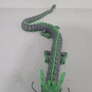 Dragão Escamas Verde