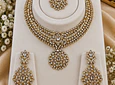 Set 3 piezas - Collar + aros + Tika