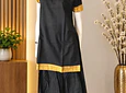 Kurti manga corta - algodón con bordados - negro- "TALLA L"