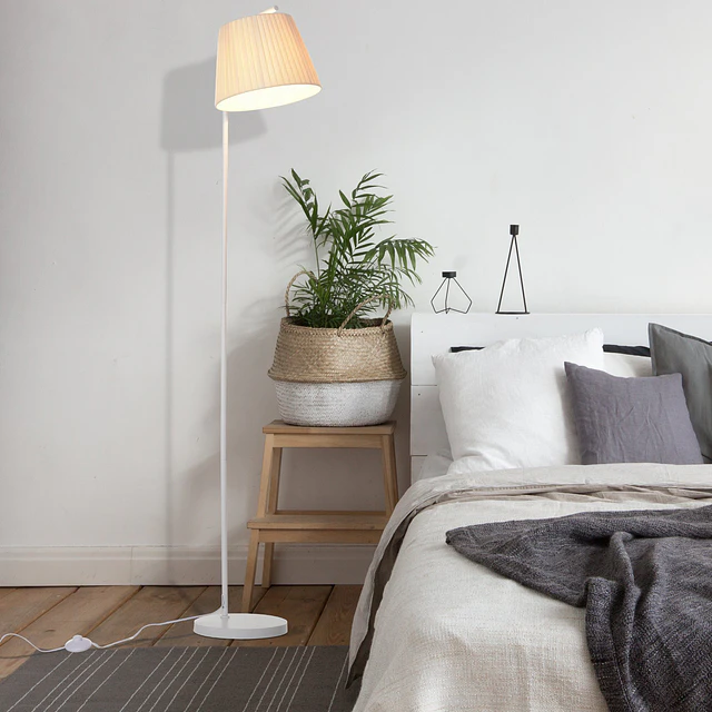 Candeeiro de pé com ecrã de linho plissado interruptor de pedal para dormitório sala de estar ø25x165cm branco e creme