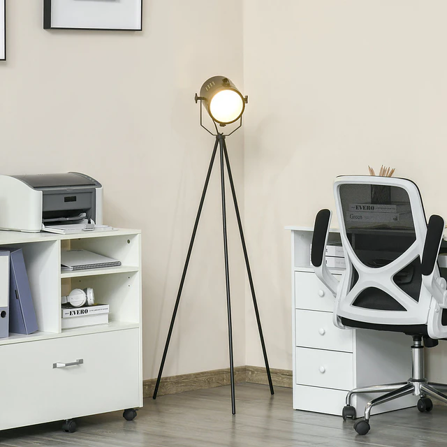 Candeeiro de Pé com Tripé de Metal Suporte para Lâmpada E27 Máx. 25W IP20 Ecrã Ajustável Interruptor de Pé Candeeiro de Pé para Sala de Estar Dormitório Escritório Ø58x136cm Preto
