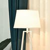 Lâmpada de pé Tripé de metal Soquete E27 de Máximo 40W com tela de linho e prateleira de 2 níveis 35,5×35,5×158 cm Branco
