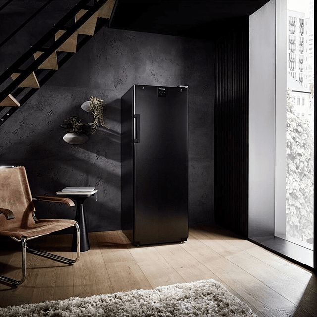 Vinoteca Liebherr WSbl-5001-20 001 - 196 garrafas