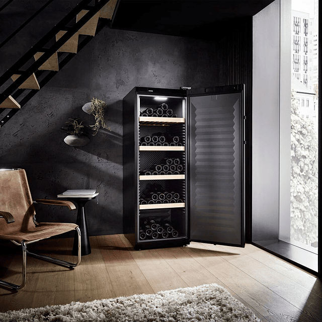 Vinoteca Liebherr WSbl-5001-20 001 - 196 garrafas
