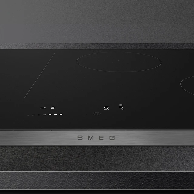 Placa de Indução, 80cm, Isola, Black with stainless steel frame, Opção MultiZona, Eco-logic opção limitadora de potência: Sim avançada, 