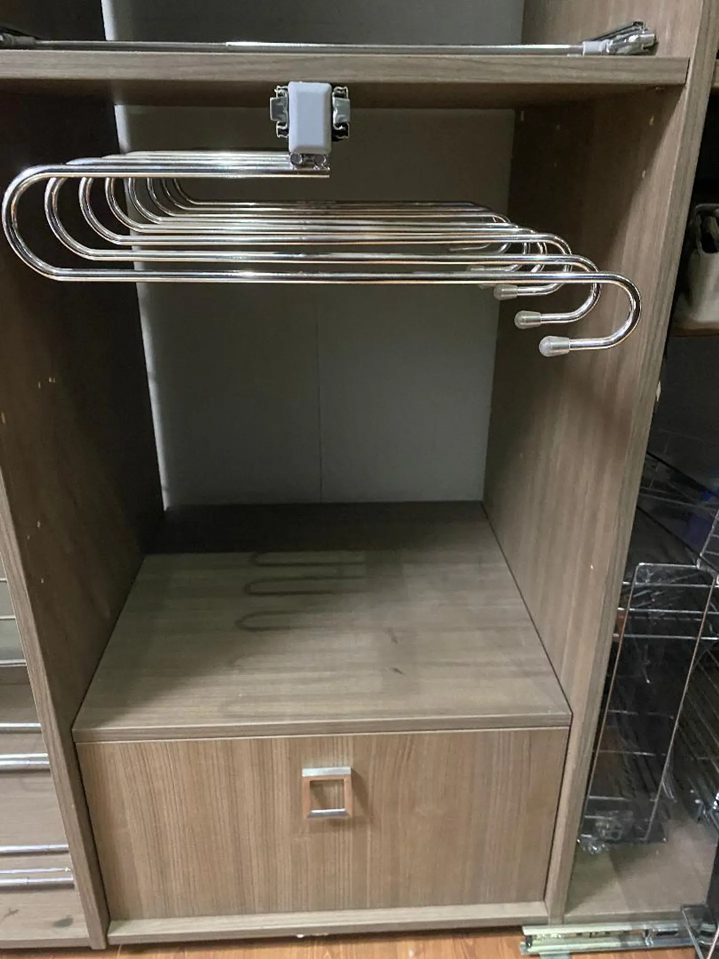 Pantalonera Deslizante Horizontal M2362 4