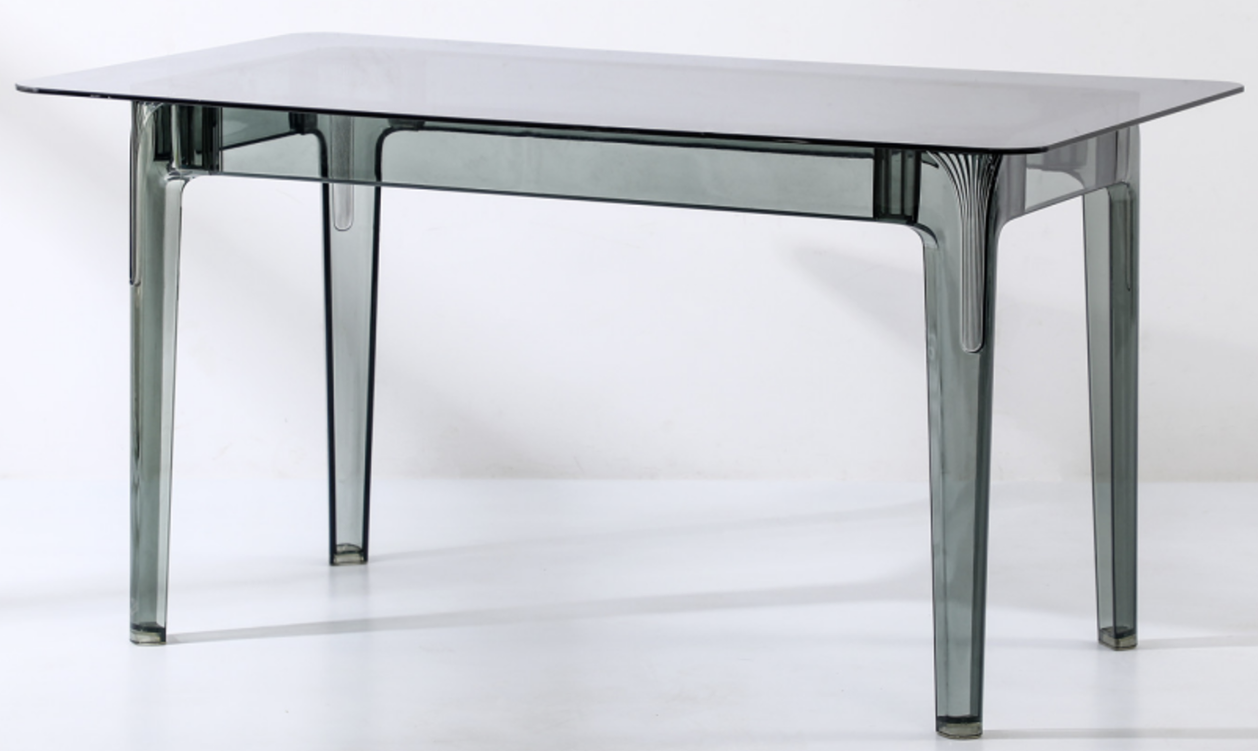 Mesa Comedor Ghost Crescencio Smoke